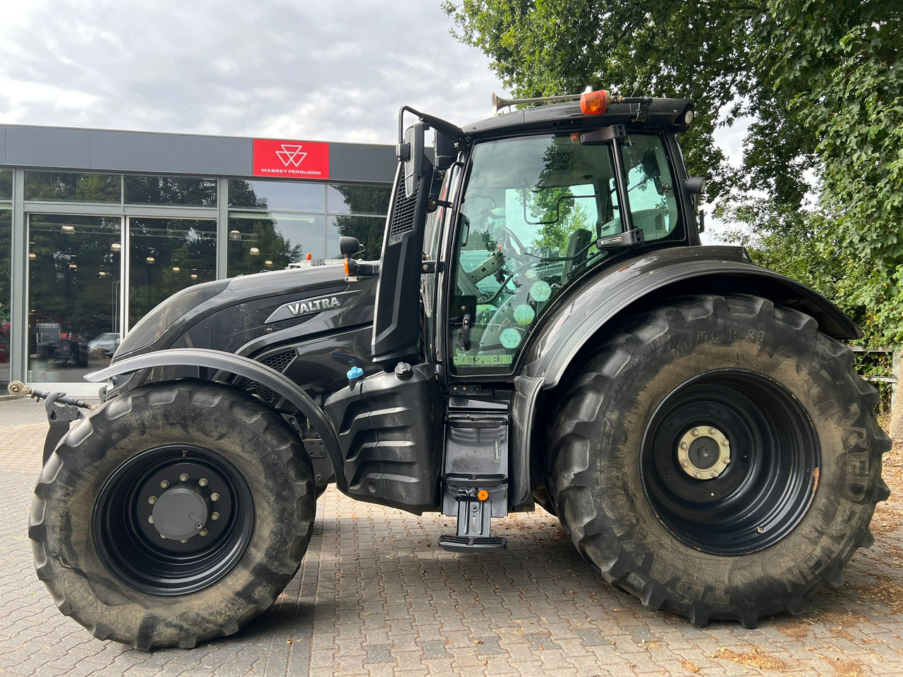 VALTRA T174 Versu - 拖拉机:图2 VALTRA T174 Versu - 拖拉机:图2