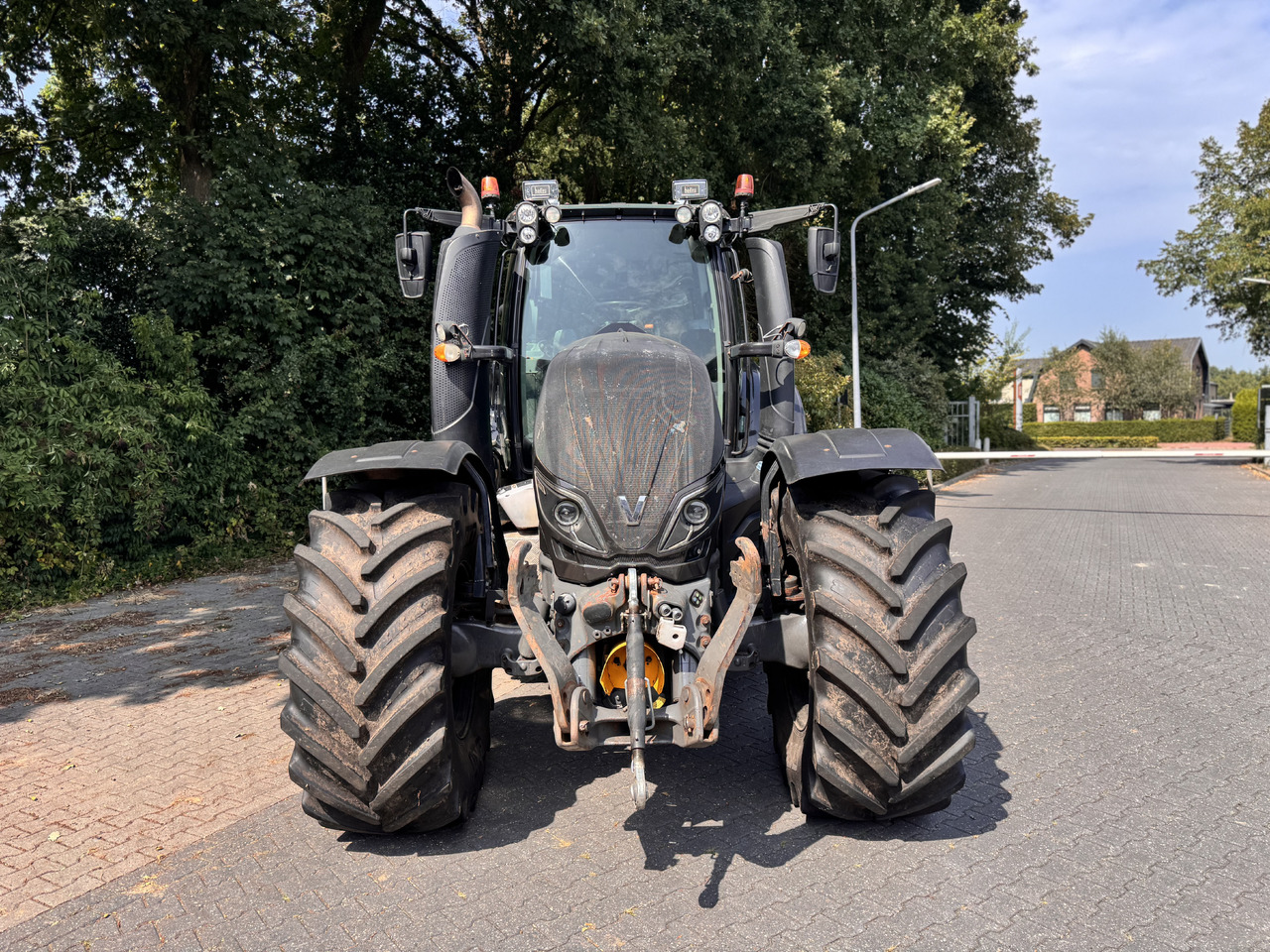 Valtra T214 Direct - 拖拉机:图4 Valtra T214 Direct - 拖拉机:图4