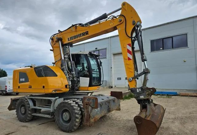 Liebherr A 916 Litronic, 2019 ROK, PODPORY + PŁUG, 6100 MTH - 轮式挖掘机:图1 Liebherr A 916 Litronic, 2019 ROK, PODPORY + PŁUG, 6100 MTH - 轮式挖掘机:图1