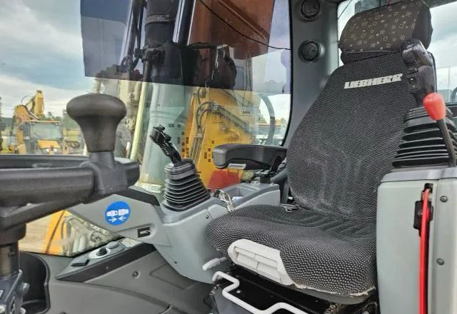 Liebherr A 916 Litronic, 2019 ROK, PODPORY + PŁUG, 6100 MTH - 轮式挖掘机:图3 Liebherr A 916 Litronic, 2019 ROK, PODPORY + PŁUG, 6100 MTH - 轮式挖掘机:图3