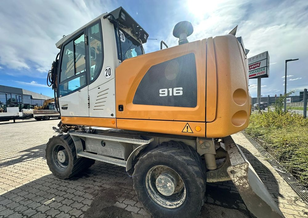 Liebherr A 916 Litronic, 2020 ROK, ROTOTILT, 7300 MTH - 轮式挖掘机:图2 Liebherr A 916 Litronic, 2020 ROK, ROTOTILT, 7300 MTH - 轮式挖掘机:图2
