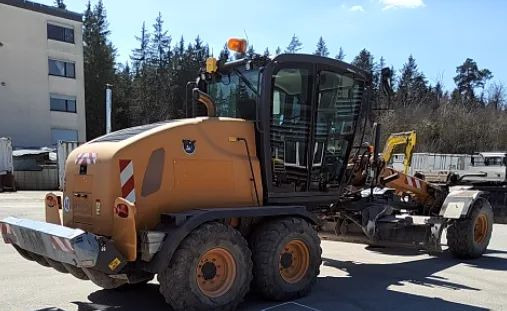 New Holland 836C AWD, 6X6, 2016 ROK, SYSTEM NIWELACJI TRIMBLE 3D - 碾压机:图5 New Holland 836C AWD, 6X6, 2016 ROK, SYSTEM NIWELACJI TRIMBLE 3D - 碾压机:图5