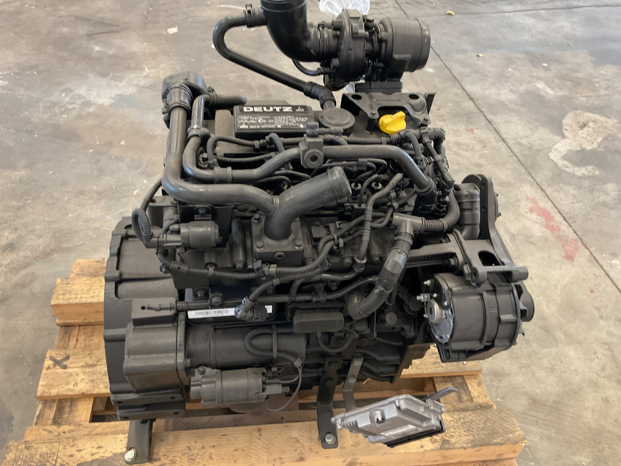 DEUTZ TCD 3.6L4, brand new diesel engine (2) - 发动机:图5 DEUTZ TCD 3.6L4, brand new diesel engine (2) - 发动机:图5