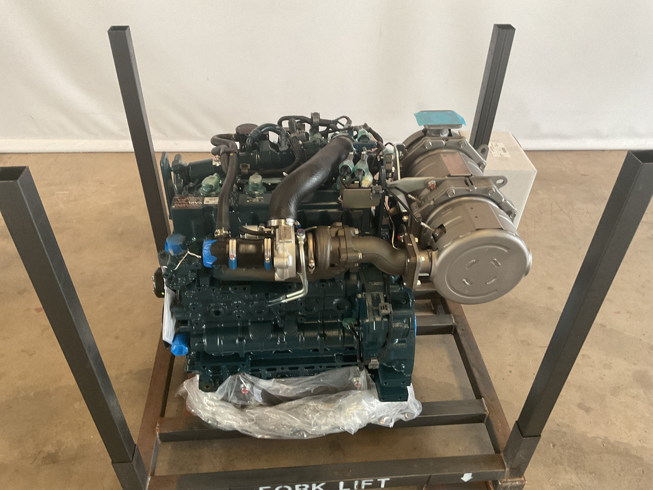 Kubota  V3307 CR-T - 发动机:图2 Kubota  V3307 CR-T - 发动机:图2