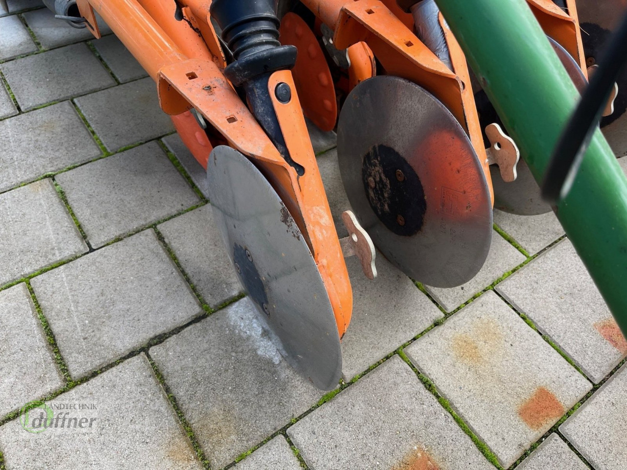 Amazone KE 303 + AD 303 - 联合条播机:图3 Amazone KE 303 + AD 303 - 联合条播机:图3