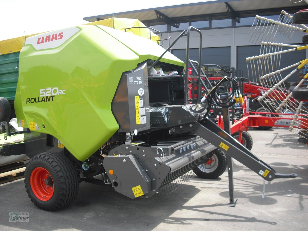 CLAAS ROLLANT 520 RC - 圆形打包机:图1 CLAAS ROLLANT 520 RC - 圆形打包机:图1