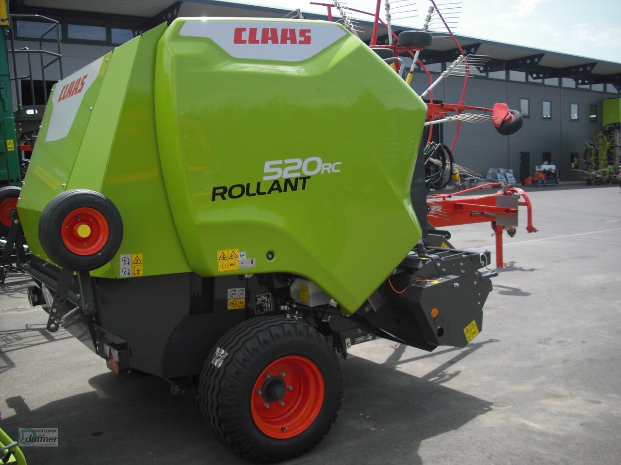 CLAAS ROLLANT 520 RC - 圆形打包机:图2 CLAAS ROLLANT 520 RC - 圆形打包机:图2