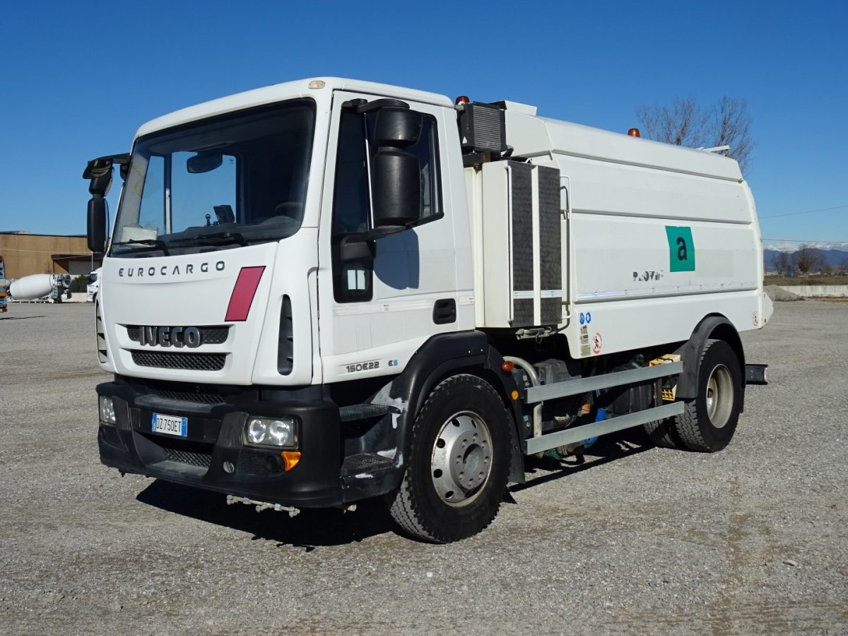 IVECO EUROCARGO 150E22 - 道路清扫机:图3 IVECO EUROCARGO 150E22 - 道路清扫机:图3