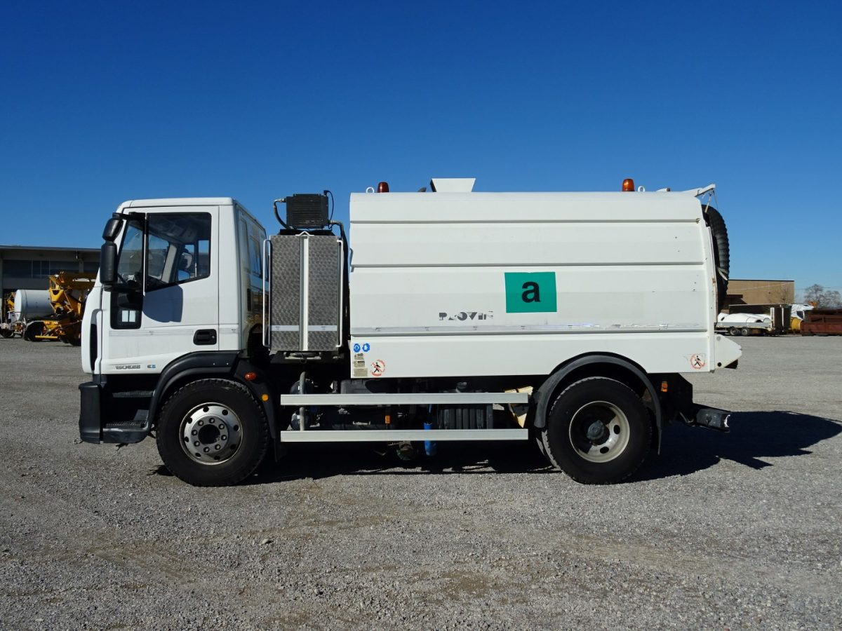 IVECO EUROCARGO 150E22 - 道路清扫机:图4 IVECO EUROCARGO 150E22 - 道路清扫机:图4