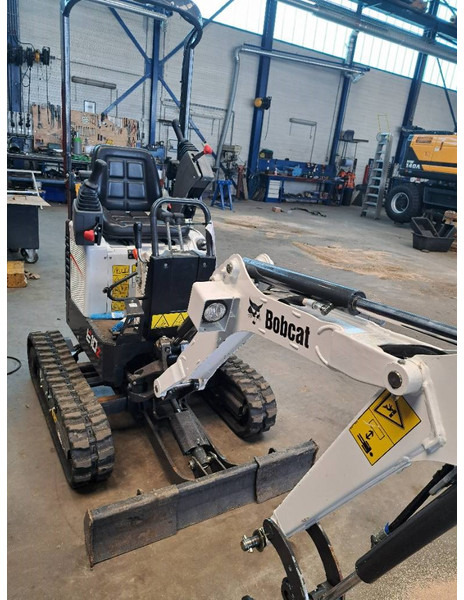 Bobcat E10Z - 小型挖掘机:图1 Bobcat E10Z - 小型挖掘机:图1