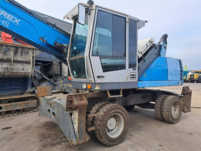 Fuchs MHL 335 - 垃圾/ 工业叉装车:图4 Fuchs MHL 335 - 垃圾/ 工业叉装车:图4