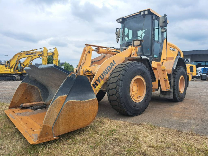Hyundai HL940 - 轮式装载机:图1 Hyundai HL940 - 轮式装载机:图1
