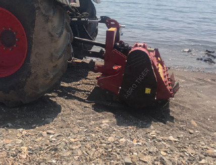 ELİBOL ELİBOL STONE CRUSHER - 土壤耕作设备:图3 ELİBOL ELİBOL STONE CRUSHER - 土壤耕作设备:图3