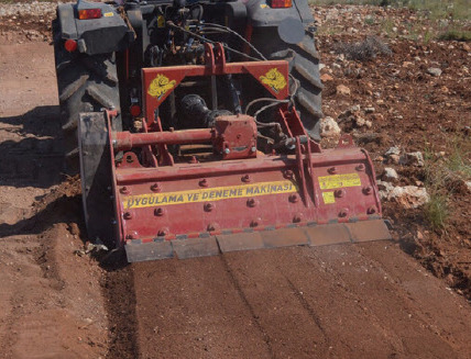 ELİBOL ELİBOL STONE CRUSHER - 土壤耕作设备:图5 ELİBOL ELİBOL STONE CRUSHER - 土壤耕作设备:图5