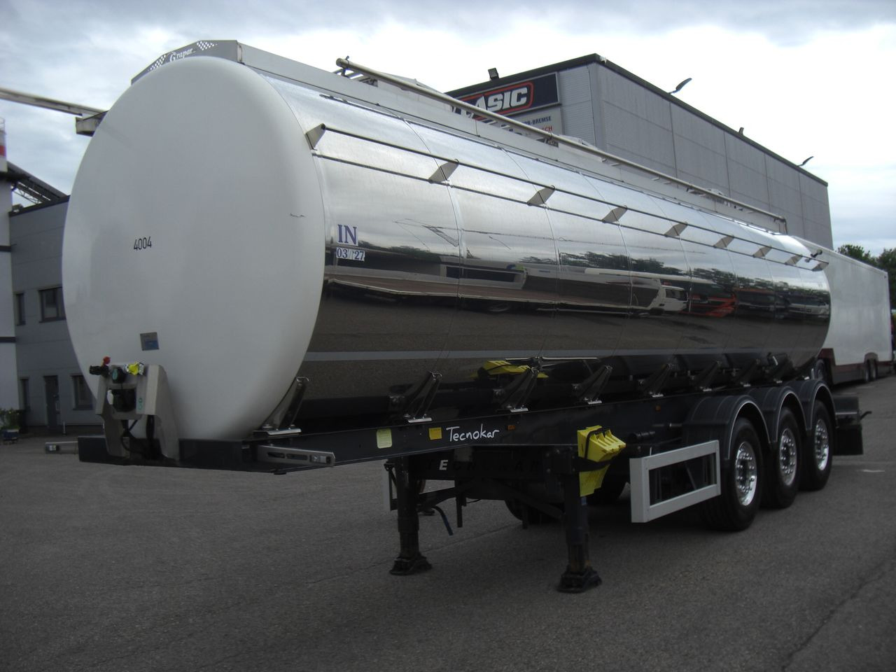 Lettl/Magyar TSAP LM03 / 3 Kammern - 液罐半拖车:图3 Lettl/Magyar TSAP LM03 / 3 Kammern - 液罐半拖车:图3