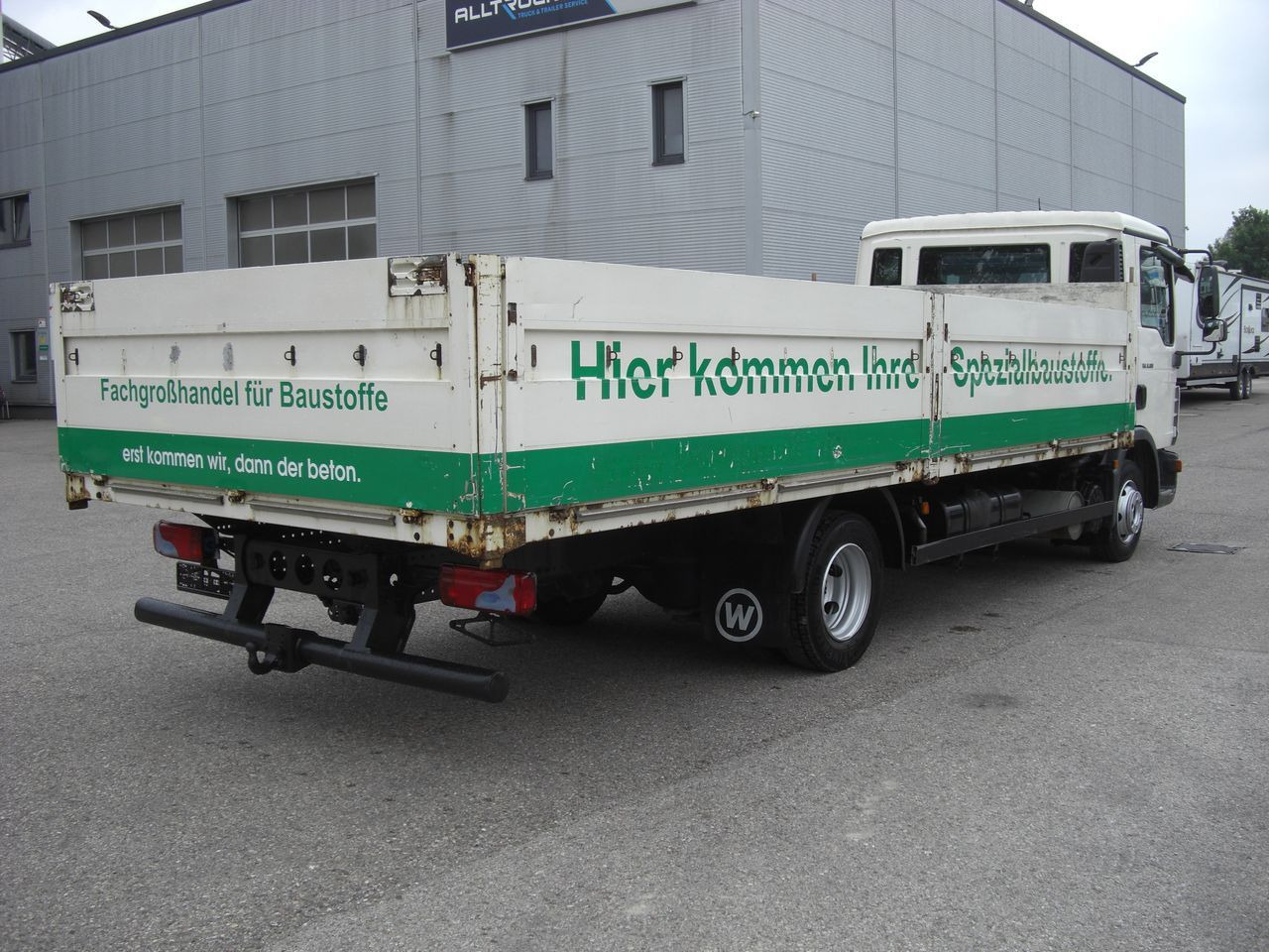 MAN 8180L Baustoffpritsche MAN 8180L Baustoffpritsche - 平板货车:图3 MAN 8180L Baustoffpritsche MAN 8180L Baustoffpritsche - 平板货车:图3