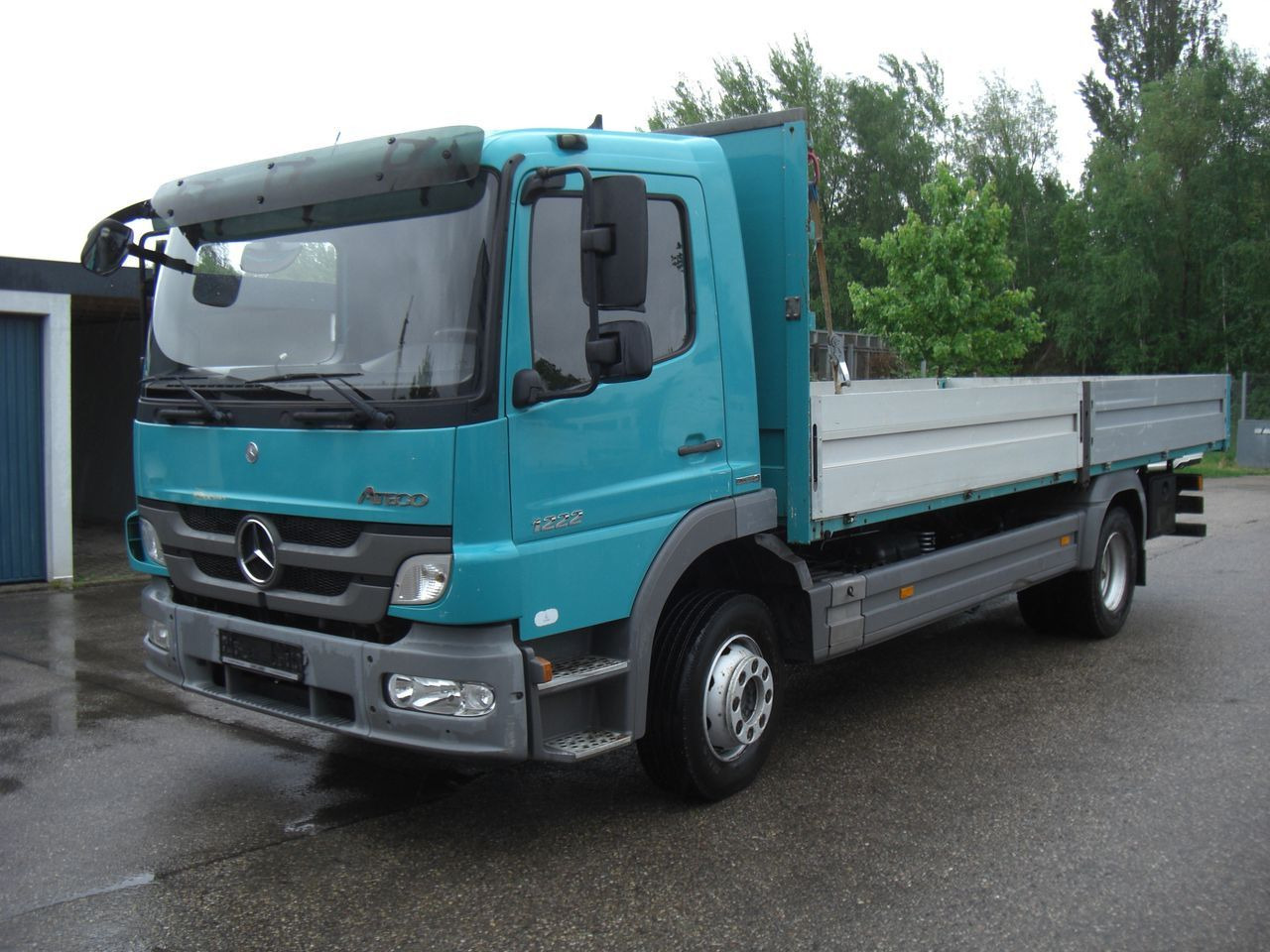 Mercedes-Benz 1222 Atego - 栏板式/ 平板卡车:图1 Mercedes-Benz 1222 Atego - 栏板式/ 平板卡车:图1