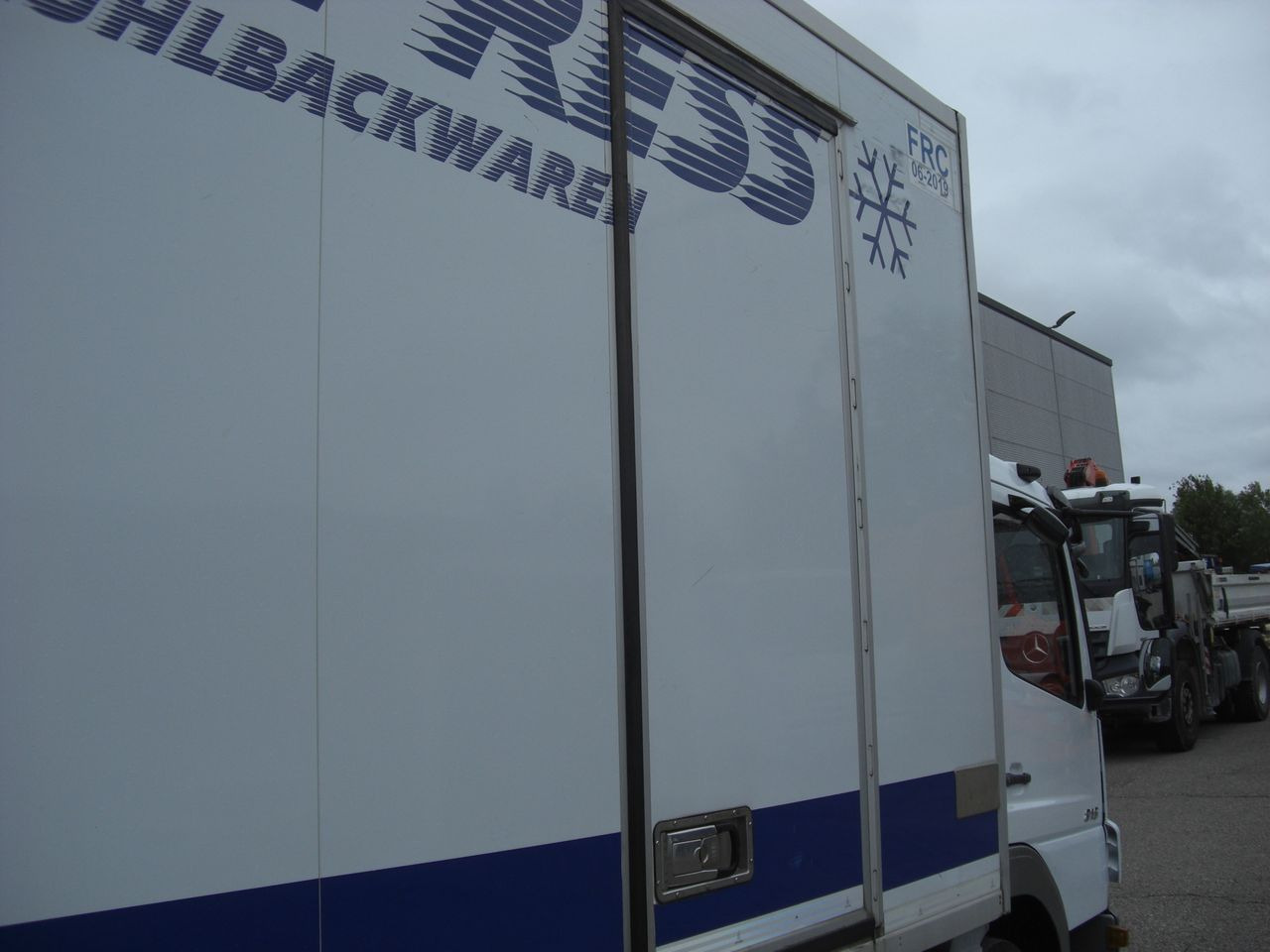 新的 冷藏货车 Mercedes-Benz 816 / Tiefkühler / LBW Mercedes-Benz 816 / Tiefkühler / LBW：图10