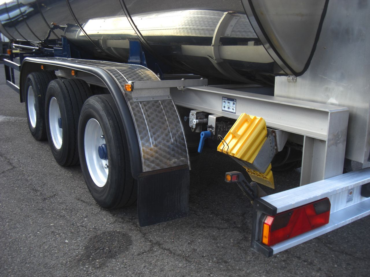 Wangen/Magyar SRP3MEB /BIERTANK - 液罐半拖车:图5 Wangen/Magyar SRP3MEB /BIERTANK - 液罐半拖车:图5