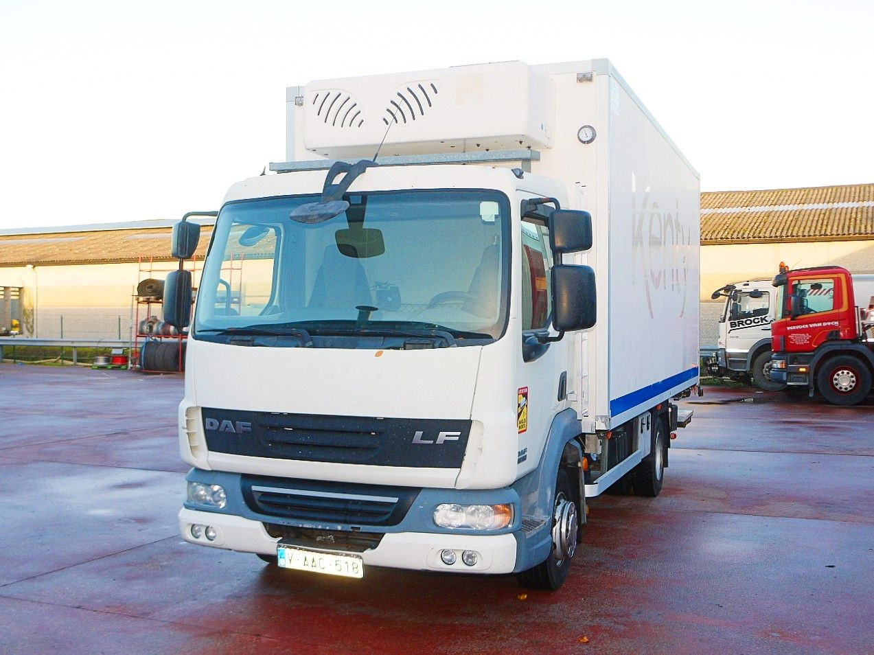 DAF LF 45.160 ISOTHERM KOFFER LADEBORDWAND - 冷藏车:图5 DAF LF 45.160 ISOTHERM KOFFER LADEBORDWAND - 冷藏车:图5