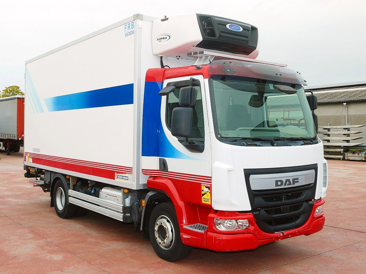 DAF LF FA 10.180 FLEISH KUHLKOFFER CARRIER SUPRA 550 - 冷藏车:图2 DAF LF FA 10.180 FLEISH KUHLKOFFER CARRIER SUPRA 550 - 冷藏车:图2