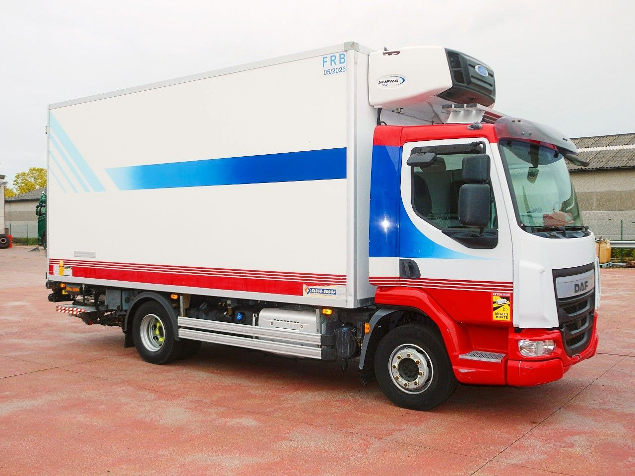 DAF LF FA 10.180 FLEISH KUHLKOFFER CARRIER SUPRA 550 - 冷藏车:图3 DAF LF FA 10.180 FLEISH KUHLKOFFER CARRIER SUPRA 550 - 冷藏车:图3