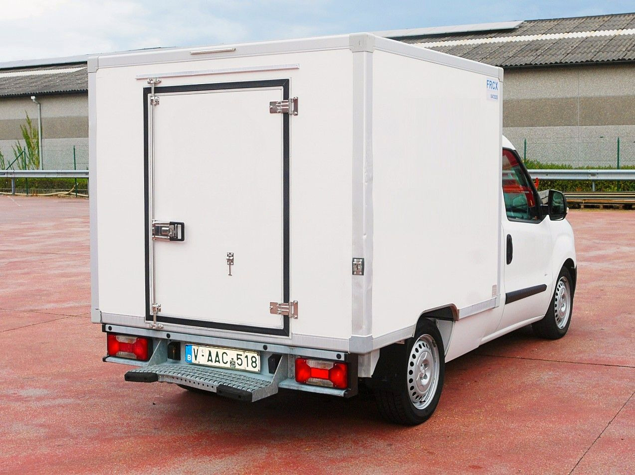 Fiat DOBLO 1.3 KUHLKOFFER RELEC FROID TR 22 -20C - 冷藏货车:图5 Fiat DOBLO 1.3 KUHLKOFFER RELEC FROID TR 22 -20C - 冷藏货车:图5