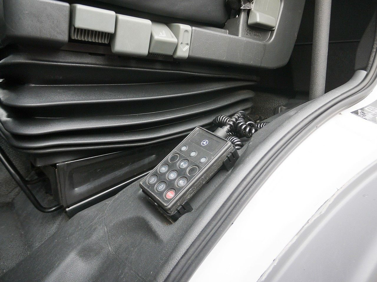 冷藏车 Mercedes-Benz 1322 ATEGO KUHLKOFFER CARRIER SUPRA 850 A/C LUFT:图20 冷藏车 Mercedes-Benz 1322 ATEGO KUHLKOFFER CARRIER SUPRA 850 A/C LUFT:图20