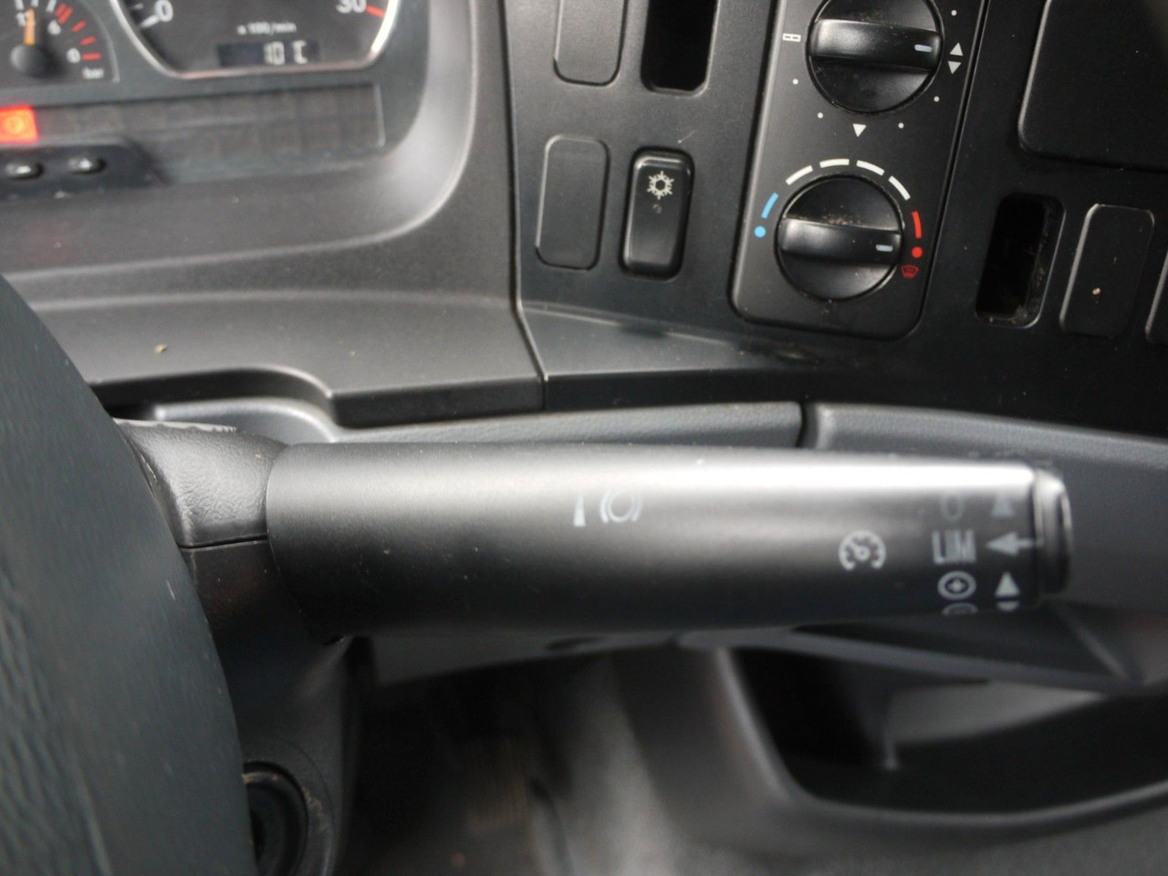 冷藏车 Mercedes-Benz 1322 ATEGO KUHLKOFFER CARRIER SUPRA 850 A/C LUFT:图19 冷藏车 Mercedes-Benz 1322 ATEGO KUHLKOFFER CARRIER SUPRA 850 A/C LUFT:图19