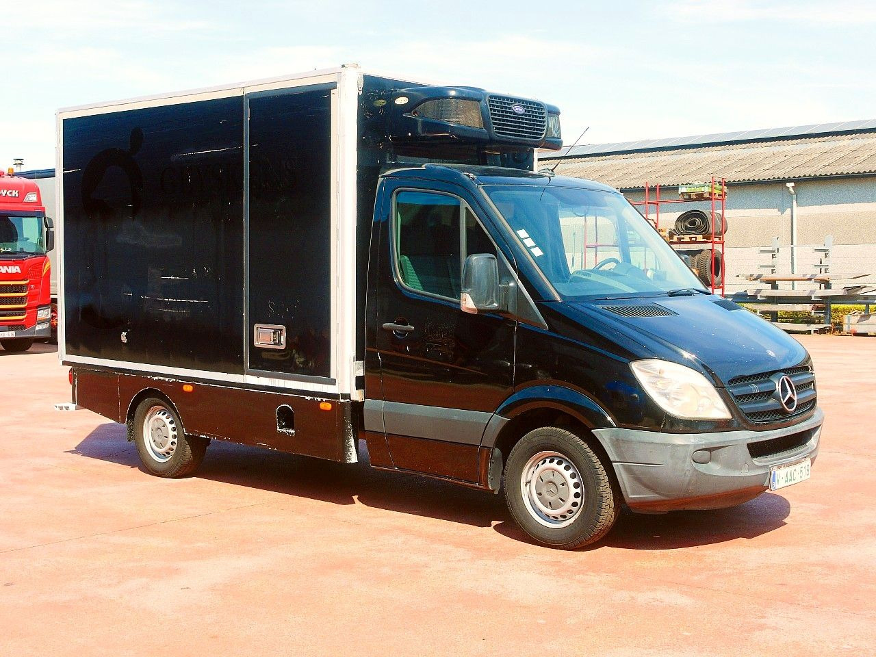 Mercedes-Benz 319 SPRINTER V6 KUHLKOFFER CARRIER PULSOR 600 MT - 冷藏货车:图2 Mercedes-Benz 319 SPRINTER V6 KUHLKOFFER CARRIER PULSOR 600 MT - 冷藏货车:图2