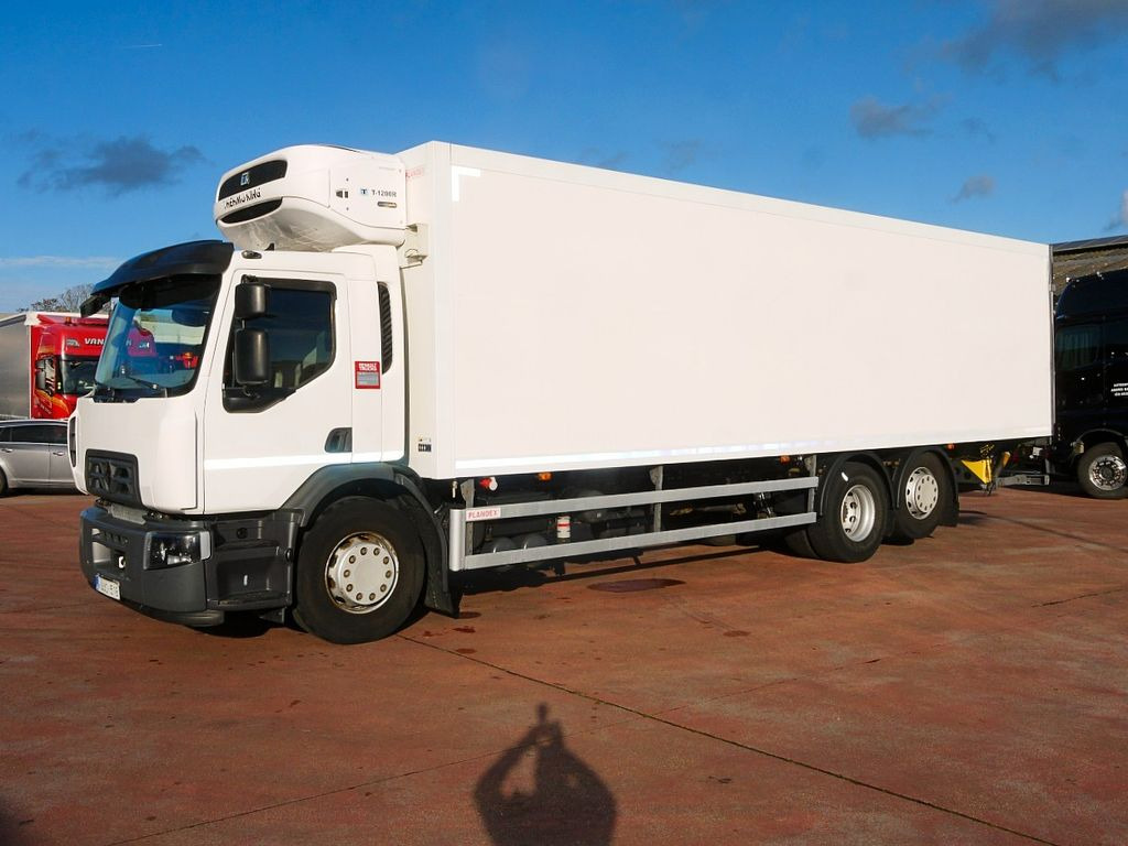 Renault 26.320 D KUHLKOFFER THERMOKING MT T1200 6X2 A/C - 冷藏车:图4 Renault 26.320 D KUHLKOFFER THERMOKING MT T1200 6X2 A/C - 冷藏车:图4