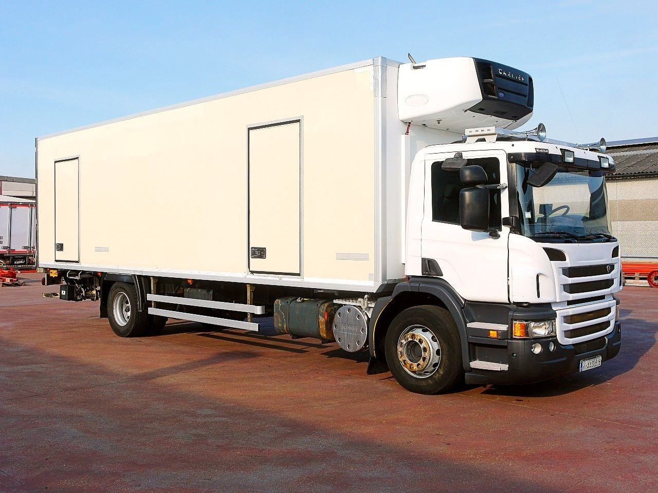 Scania P 230 KUHLKOFFER CARRIER SUPRA 950 MT A/C Scania P 230 KUHLKOFFER CARRIER SUPRA 950 MT A/C - 冷藏车:图2 Scania P 230 KUHLKOFFER CARRIER SUPRA 950 MT A/C Scania P 230 KUHLKOFFER CARRIER SUPRA 950 MT A/C - 冷藏车:图2