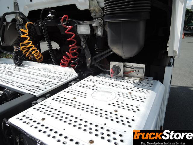 Mercedes-Benz Actros 1843 LS - 牵引车:图2 Mercedes-Benz Actros 1843 LS - 牵引车:图2