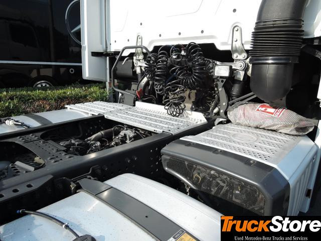 Mercedes-Benz Actros 1845 LS nRL - 牵引车:图2 Mercedes-Benz Actros 1845 LS nRL - 牵引车:图2