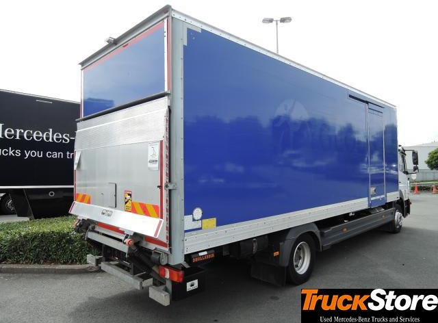 Mercedes-Benz Atego 1218 L - 厢式卡车:图4 Mercedes-Benz Atego 1218 L - 厢式卡车:图4