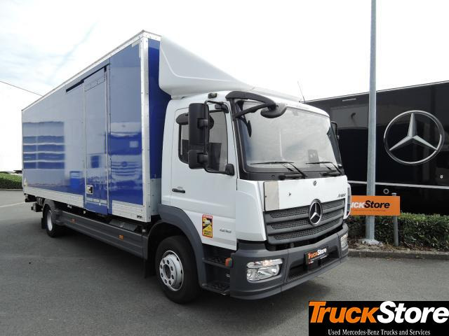 Mercedes-Benz Atego 1218 L - 厢式卡车:图3 Mercedes-Benz Atego 1218 L - 厢式卡车:图3