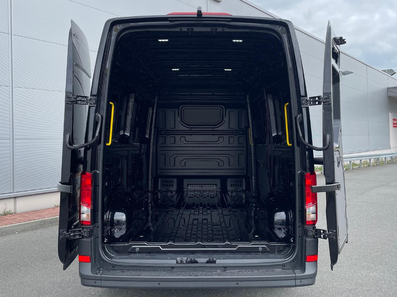 汽车 MAN TGE 3.160 L3H3 Kasten RWD LED ACC RWD SHZ STANDH：图12