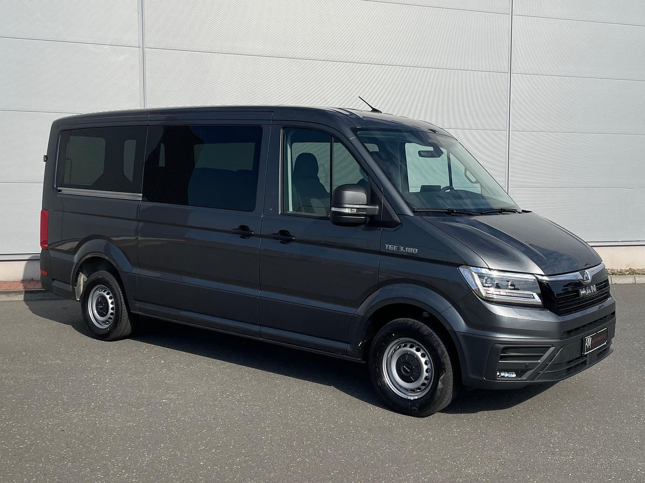 MAN TGE 3.180 Kombi L3H2 LED ACC NAVI SITZHZ - 小型巴士, 小型客车:图2 MAN TGE 3.180 Kombi L3H2 LED ACC NAVI SITZHZ - 小型巴士, 小型客车:图2