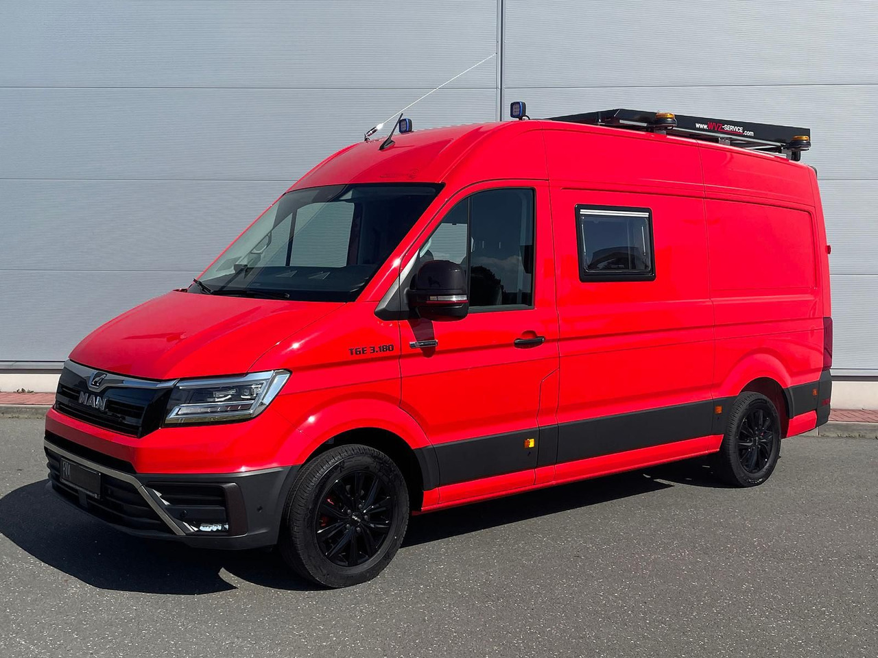 MAN TGE 3.180 L3H3 Individual S BF3+ BEGLEITFAHRZEUG - 小型客车:图1 MAN TGE 3.180 L3H3 Individual S BF3+ BEGLEITFAHRZEUG - 小型客车:图1