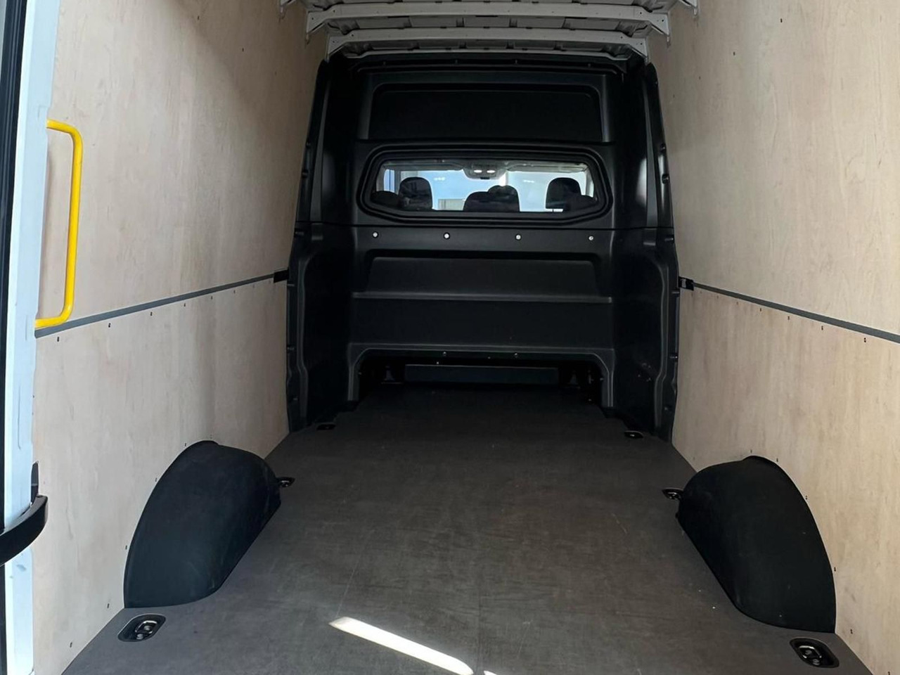 MAN TGE 3.180 L3H3 MIXTO 4x4 STANDHZ DIFF AHK ACC - 无侧窗厢式货车, 康比货车:图5 MAN TGE 3.180 L3H3 MIXTO 4x4 STANDHZ DIFF AHK ACC - 无侧窗厢式货车, 康比货车:图5