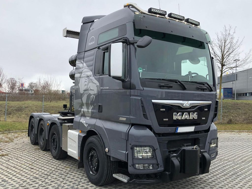 MAN TGX 41.640 8x4 Euro 6,Schwerlast 250t MAN TGX 41.640 8x4 Euro 6,Schwerlast 250t - 牵引车:图1 MAN TGX 41.640 8x4 Euro 6,Schwerlast 250t MAN TGX 41.640 8x4 Euro 6,Schwerlast 250t - 牵引车:图1