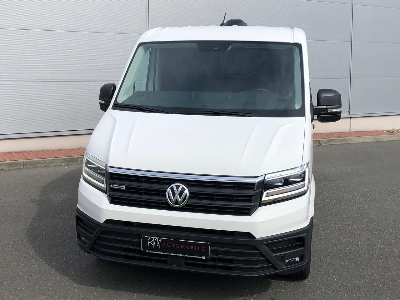 Volkswagen Crafter Kasten 35 L3H2 4MOTION LED PDC - 无侧窗厢式货车:图4 Volkswagen Crafter Kasten 35 L3H2 4MOTION LED PDC - 无侧窗厢式货车:图4