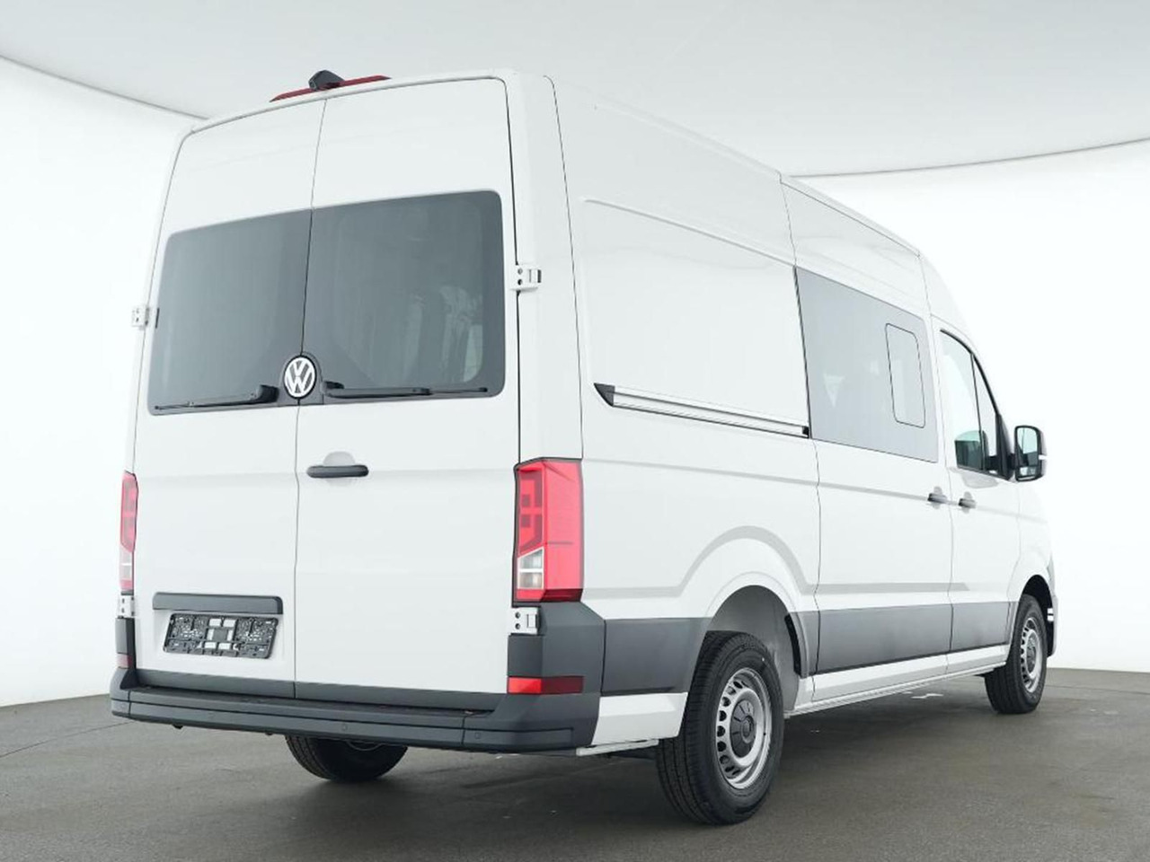 Volkswagen Crafter Kasten 35 L3H3 Autom. NAVI SITZHZ ACC - 无侧窗厢式货车:图2 Volkswagen Crafter Kasten 35 L3H3 Autom. NAVI SITZHZ ACC - 无侧窗厢式货车:图2