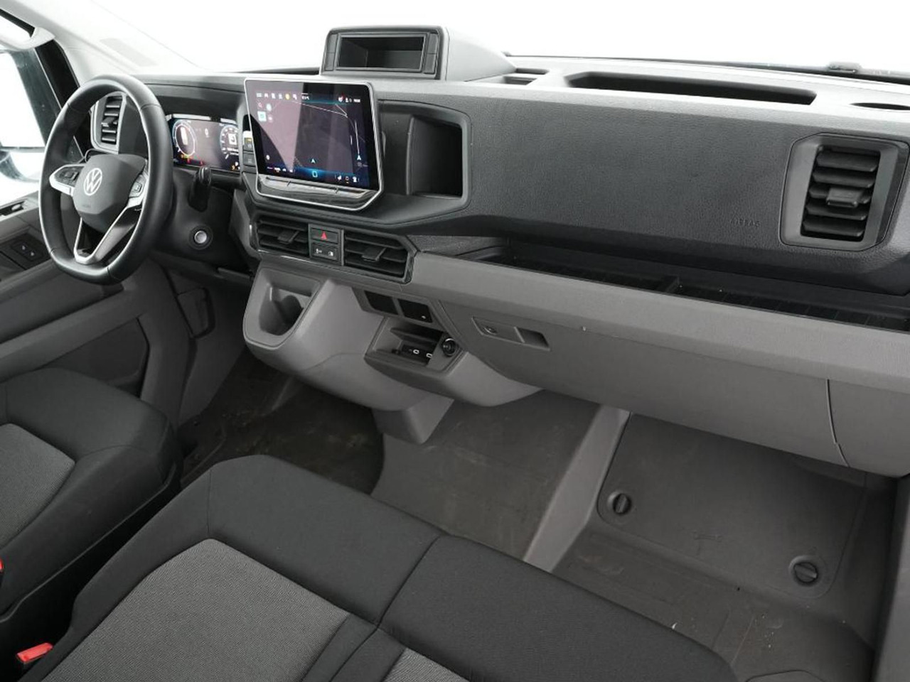 Volkswagen Crafter Kasten 35 L3H3 NAVI KLIMA DAB PDC - 无侧窗厢式货车:图3 Volkswagen Crafter Kasten 35 L3H3 NAVI KLIMA DAB PDC - 无侧窗厢式货车:图3