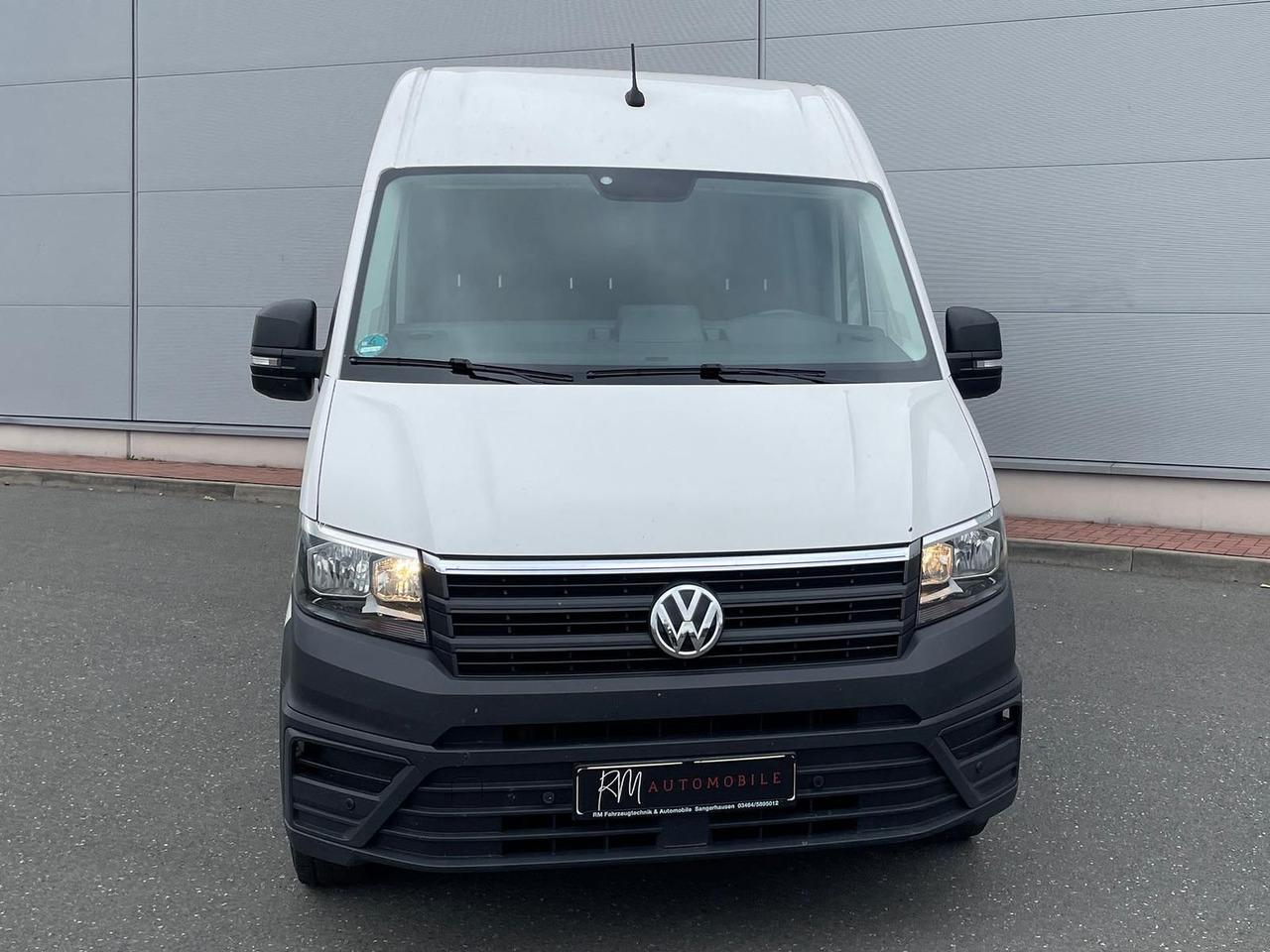Volkswagen Crafter Kasten 35 L4H3 AHK KLIMA DAB PDC KAMERA - 无侧窗厢式货车:图3 Volkswagen Crafter Kasten 35 L4H3 AHK KLIMA DAB PDC KAMERA - 无侧窗厢式货车:图3