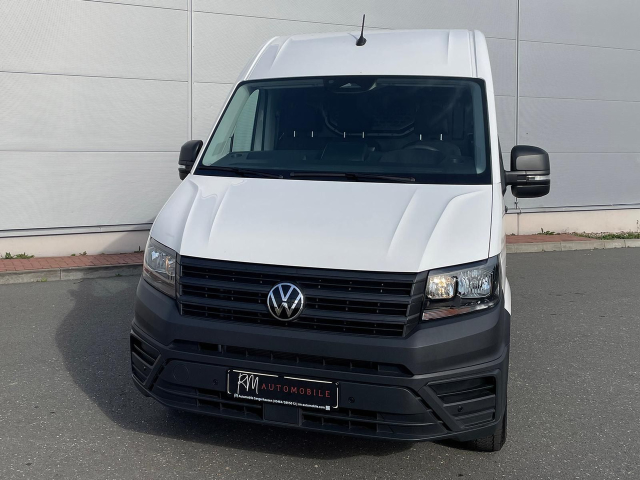 Volkswagen Crafter Kasten 35 L4H3 KAMERA KLIMA DAB - 无侧窗厢式货车:图4 Volkswagen Crafter Kasten 35 L4H3 KAMERA KLIMA DAB - 无侧窗厢式货车:图4
