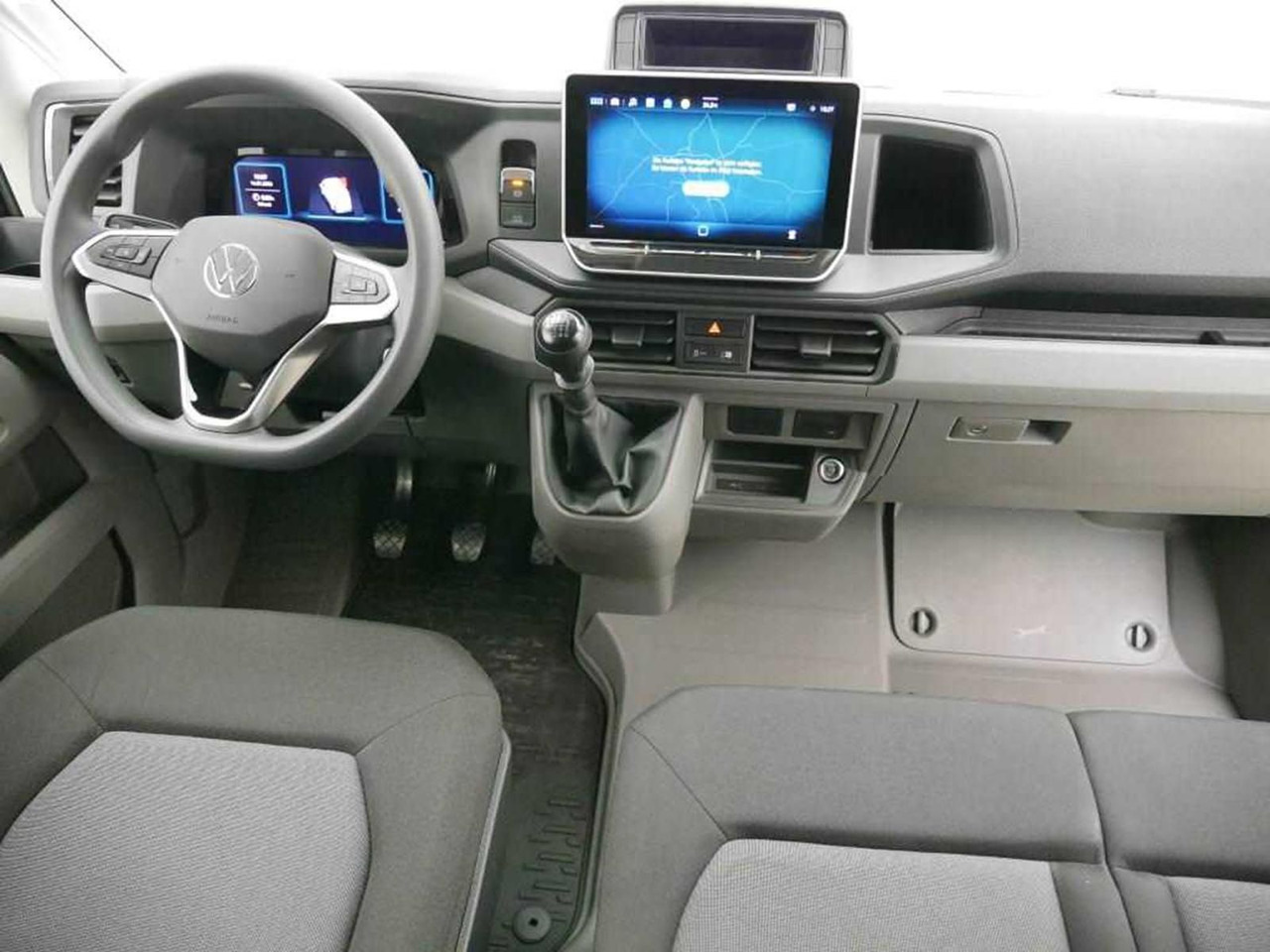 Volkswagen Crafter Kasten 35 L4H3 KAMERA PDC DAB MFL - 无侧窗厢式货车:图3 Volkswagen Crafter Kasten 35 L4H3 KAMERA PDC DAB MFL - 无侧窗厢式货车:图3