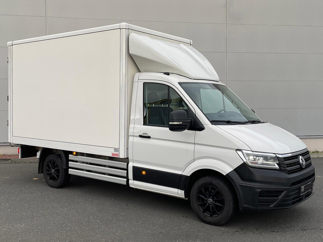 Volkswagen Crafter Koffer mittellang LED DAB SITZH - 厢式货车:图2 Volkswagen Crafter Koffer mittellang LED DAB SITZH - 厢式货车:图2