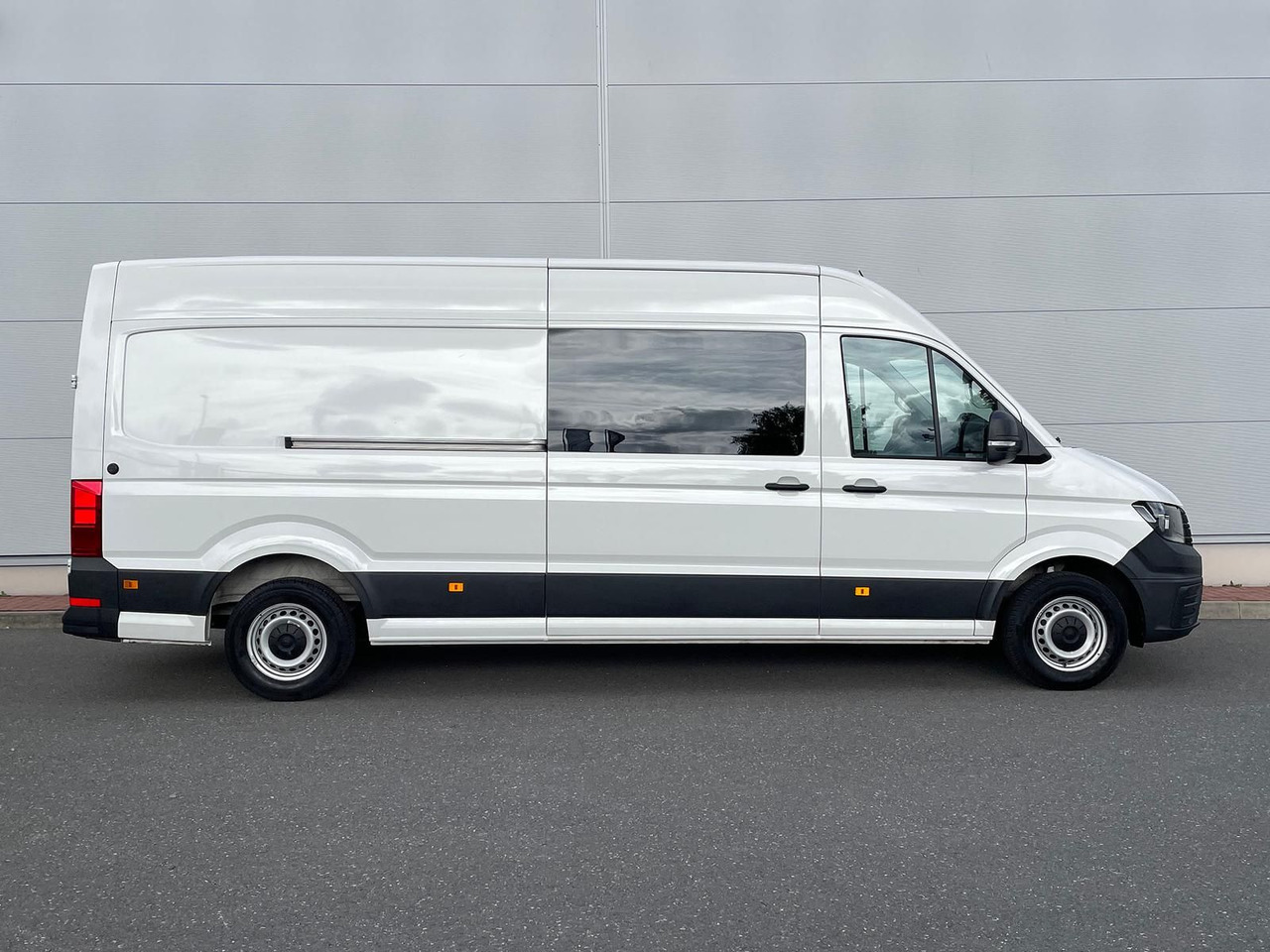 Volkswagen Crafter MIXTO 35 L4H3 KAMERA KLIMA SITZHZ DAB - 小型客车:图5 Volkswagen Crafter MIXTO 35 L4H3 KAMERA KLIMA SITZHZ DAB - 小型客车:图5