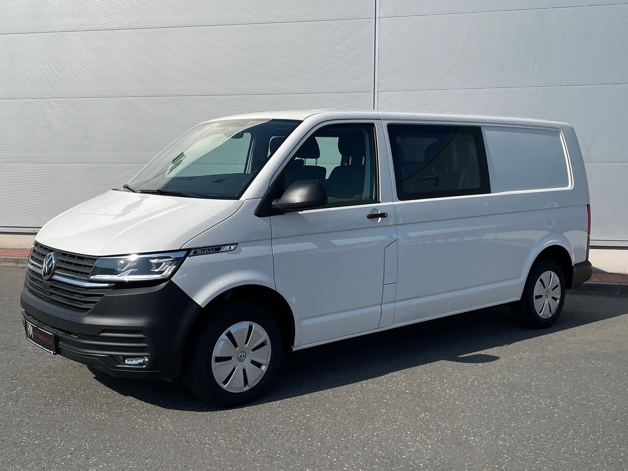 Volkswagen T6.1 Transporter MIXTO lang 4M MFL LED TEMPOMAT - 小型客车:图1 Volkswagen T6.1 Transporter MIXTO lang 4M MFL LED TEMPOMAT - 小型客车:图1
